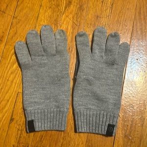 Lululemon gloves